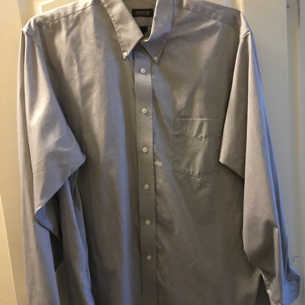 Men’s dress shirt